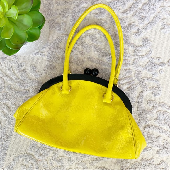 HOBO Handbags - HOBO International neon yellow patent leather bag